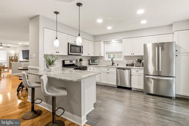 12 SAWGRASS CT, Blackwood, NJ 08012