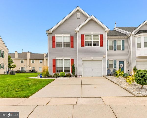 12 SAWGRASS CT, Blackwood, NJ 08012