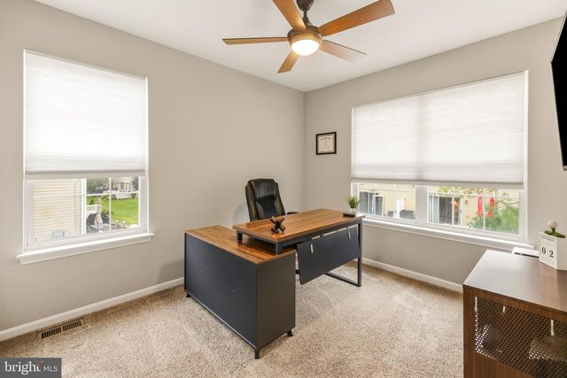 12 SAWGRASS CT, Blackwood, NJ 08012