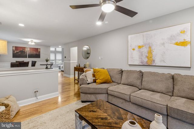 12 SAWGRASS CT, Blackwood, NJ 08012