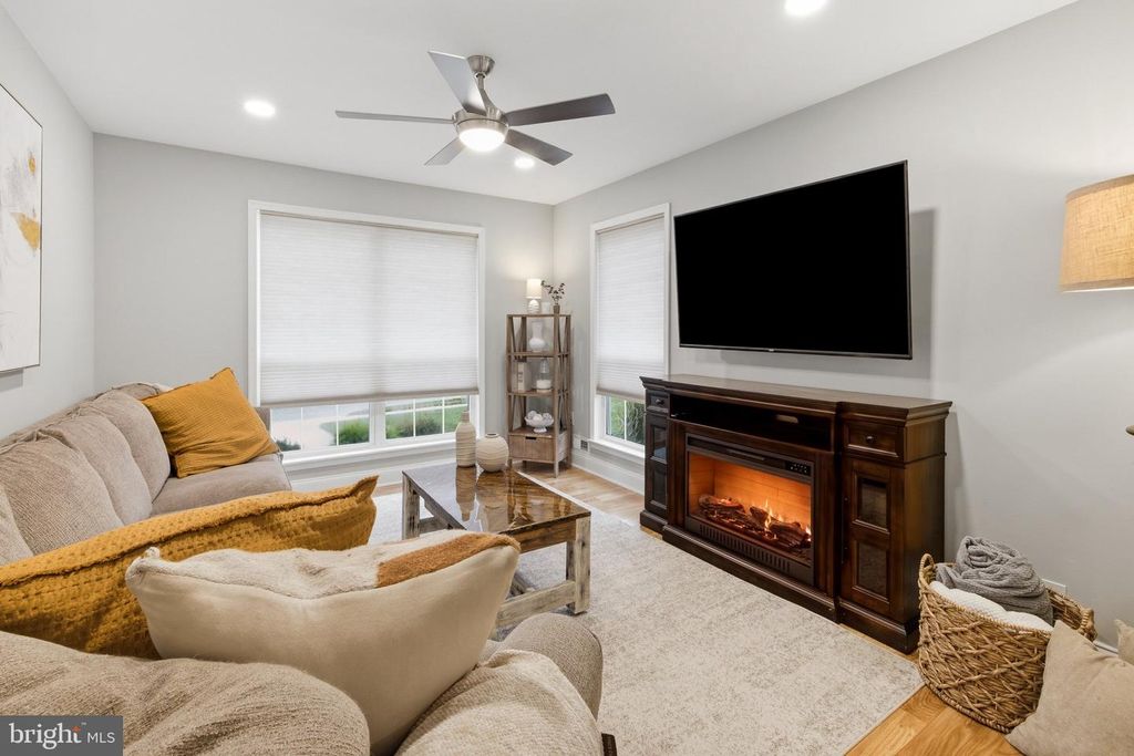 12 SAWGRASS CT, BLACKWOOD, NJ 08012 — photo 5