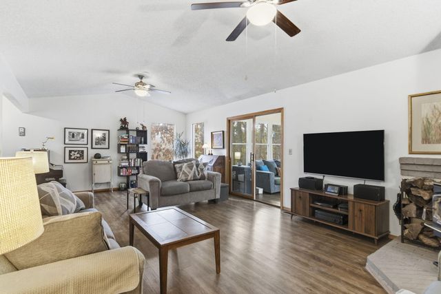 2 Ardley Lane, Bella Vista, AR 72714