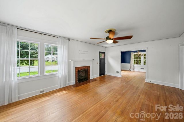 1214 S York Street, Gastonia, NC 28052