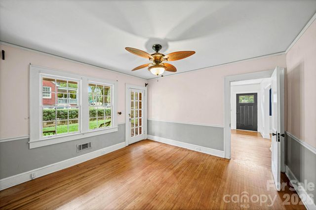 1214 S York Street, Gastonia, NC 28052