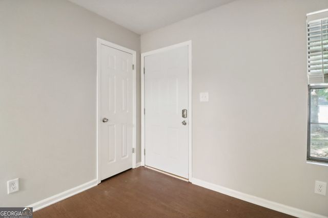 5233 McCarter Station, Stone Mountain, GA 30088