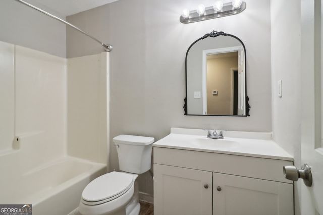 5233 McCarter Station, Stone Mountain, GA 30088