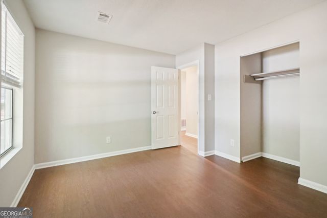 5233 McCarter Station, Stone Mountain, GA 30088