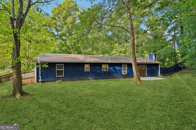 5233 McCarter Station, Stone Mountain, GA 30088