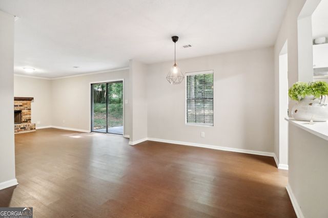 5233 McCarter Station, Stone Mountain, GA 30088