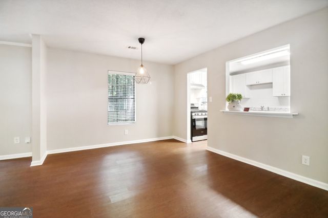 5233 McCarter Station, Stone Mountain, GA 30088