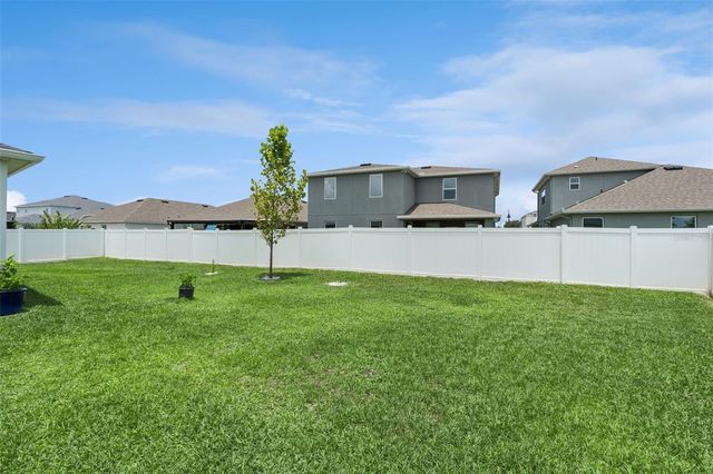 5785 WALLIS LANE, St Cloud, FL 34771