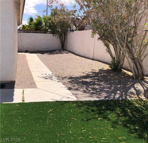 8420 ASPENBROOK Avenue, Las Vegas, NV 89145