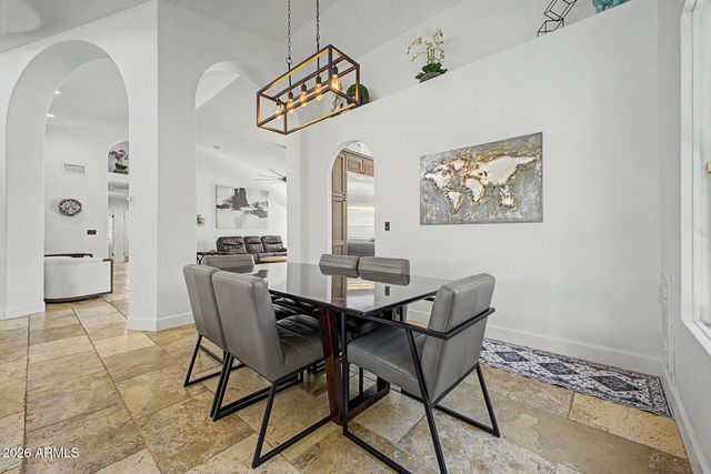 926 W COAST Drive, Gilbert, AZ 85233