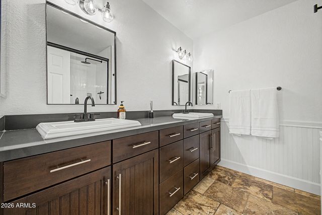 926 W COAST Drive, Gilbert, AZ 85233