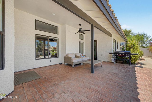926 W COAST Drive, Gilbert, AZ 85233