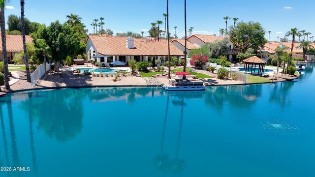 926 W COAST Drive, Gilbert, AZ 85233
