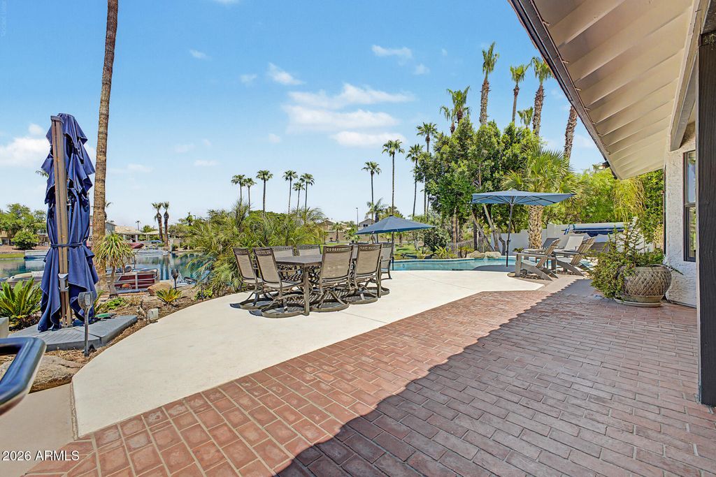 926 W COAST Drive, Gilbert, AZ 85233 — photo 4