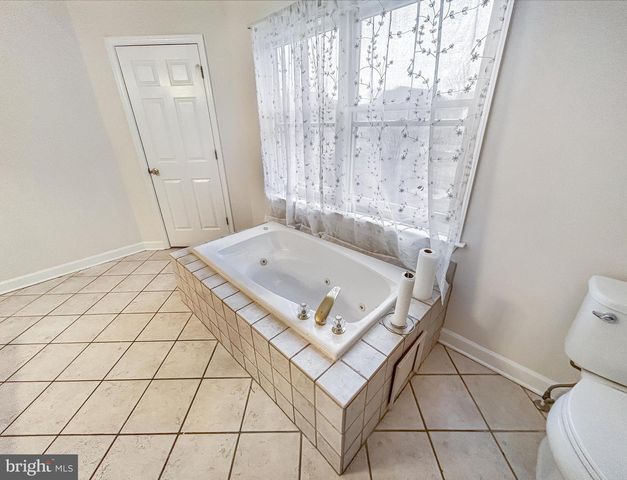 20502 QUIET VALLEY CT, Hagerstown, MD 21742