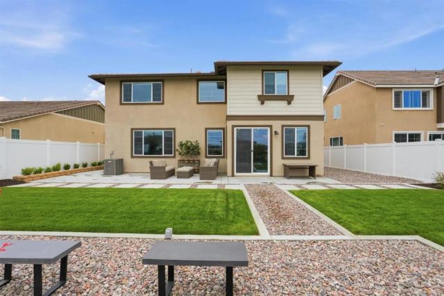 30477 Waterline Drive, Menifee, CA 92584
