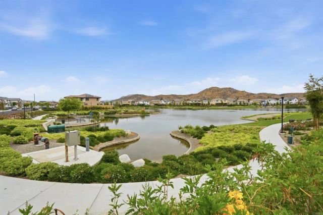 30477 Waterline Drive, Menifee, CA 92584