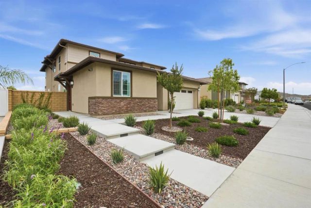 30477 Waterline Drive, Menifee, CA 92584