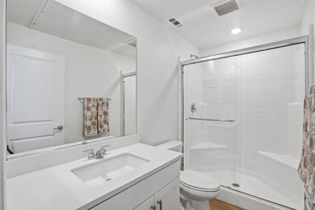 30477 Waterline Drive, Menifee, CA 92584