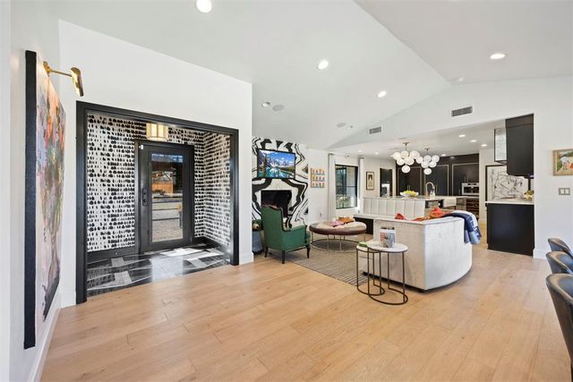 1803 Drakestone Avenue, Nichols Hills, OK 73120