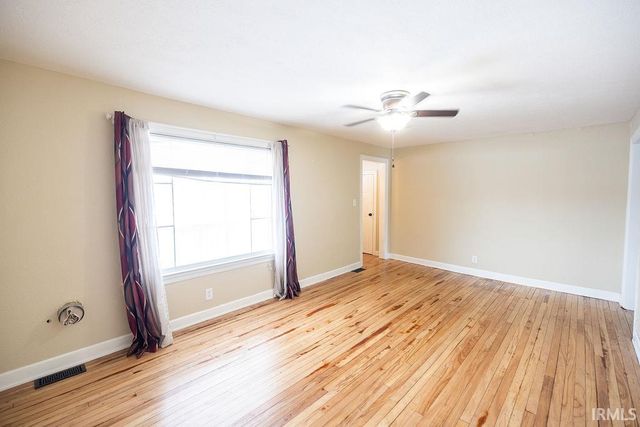 6405 W Bethel Avenue, Muncie, IN 47304