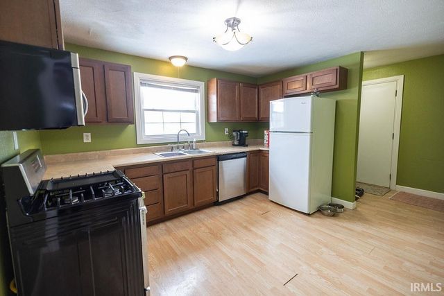 6405 W Bethel Avenue, Muncie, IN 47304