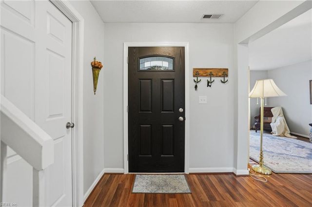 904 Prior CT, Virginia Beach, VA 23462