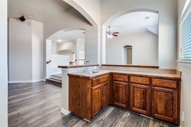 2260 Bald Eagle Way, Grand Prairie, TX 75052