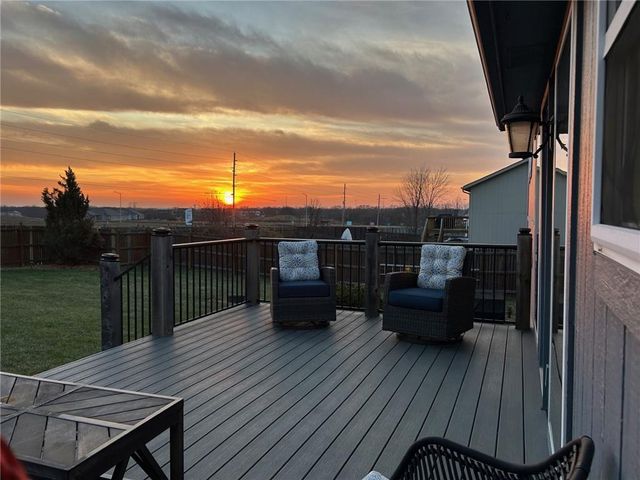 1333 SE 12th Terrace, Lee's Summit, MO 64081