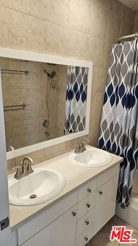 827 2nd Street 303, Santa Monica, CA 90403