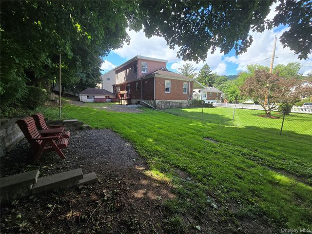 67 Myrtle Avenue, New Windsor, NY 12553