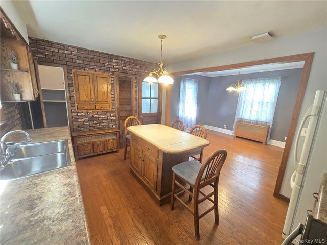 67 Myrtle Avenue, New Windsor, NY 12553