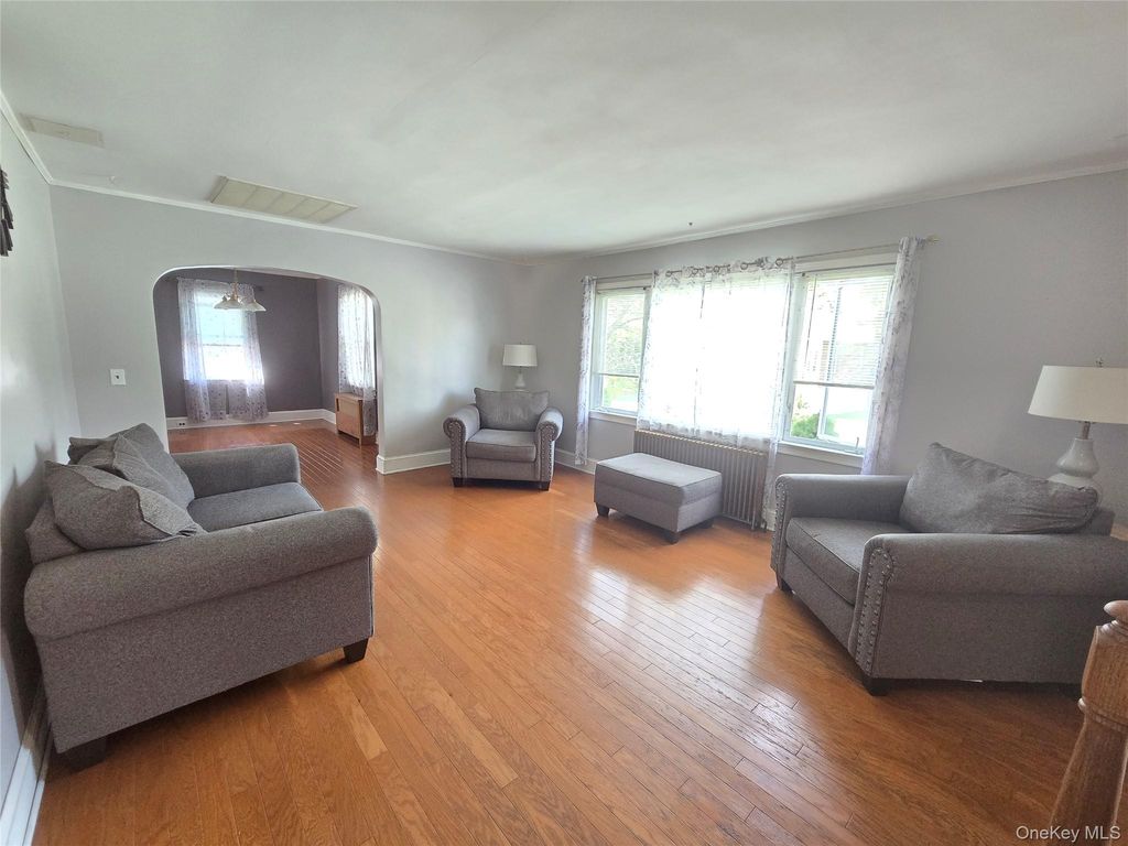 67 Myrtle Avenue, New Windsor, NY 12553 — photo 3