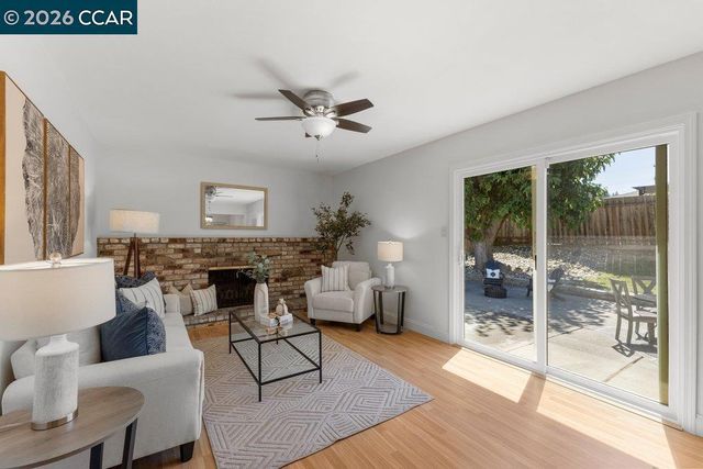 1236 Rolling Hill Ct, Martinez, CA 94553