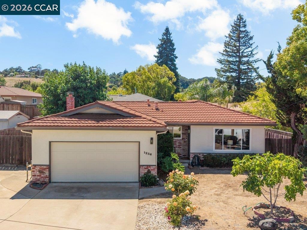1236 Rolling Hill Ct, Martinez, CA 94553