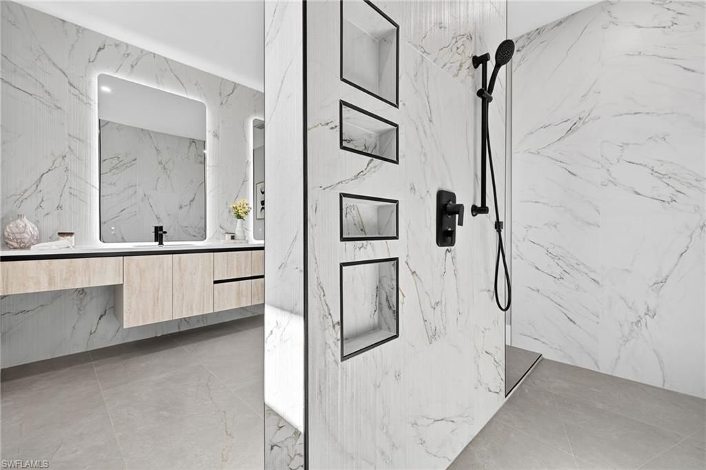 Image 16 of property listing at 3130 SW 26th AVE, Cape Coral, FL 33914