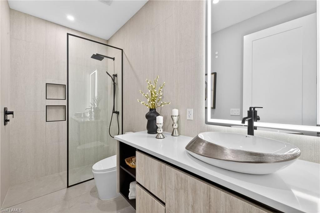 Image 21 of property listing at 3130 SW 26th AVE, Cape Coral, FL 33914