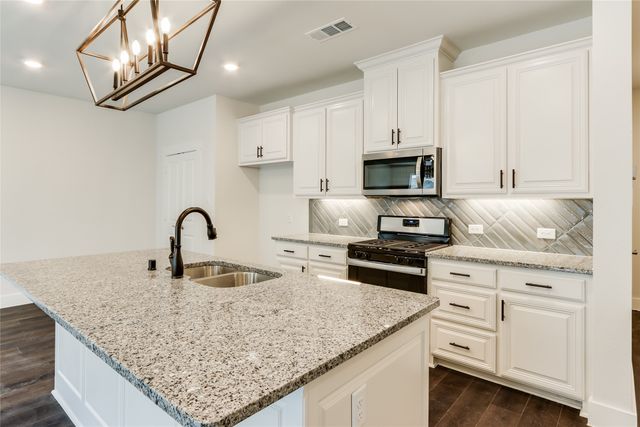 613 Emily Lane, Wylie, TX 75098