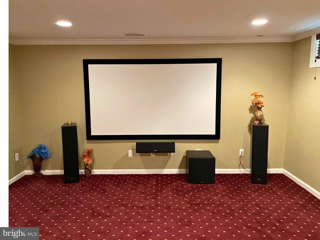 9908 E HILL DR, Lorton, VA 22079