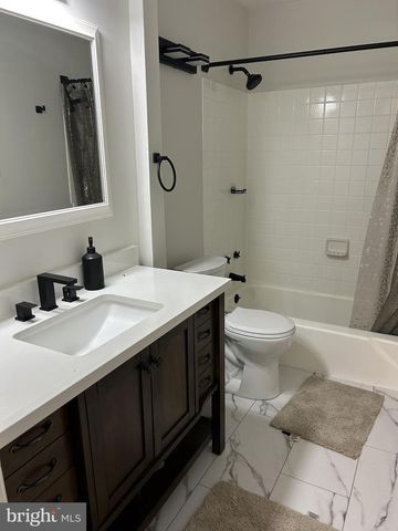 1630 DRYDEN WAY, Crofton, MD 21114