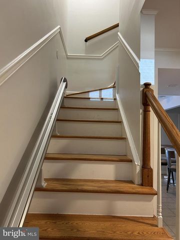 1630 DRYDEN WAY, Crofton, MD 21114