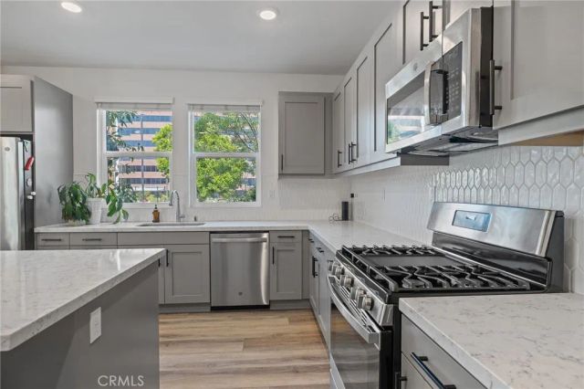 719 S Grable, Orange, CA 92868