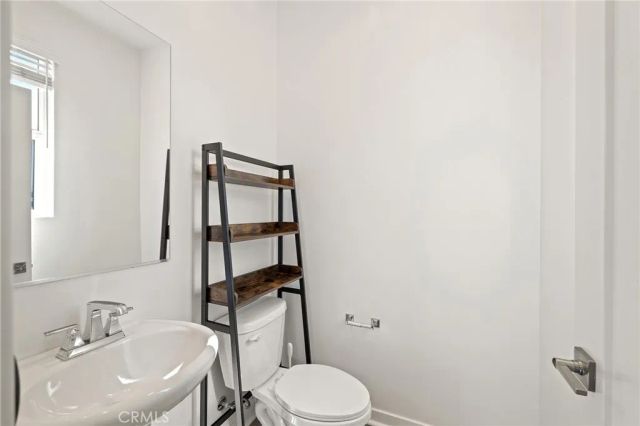719 S Grable, Orange, CA 92868