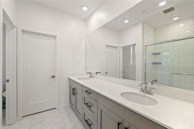 719 S Grable, Orange, CA 92868