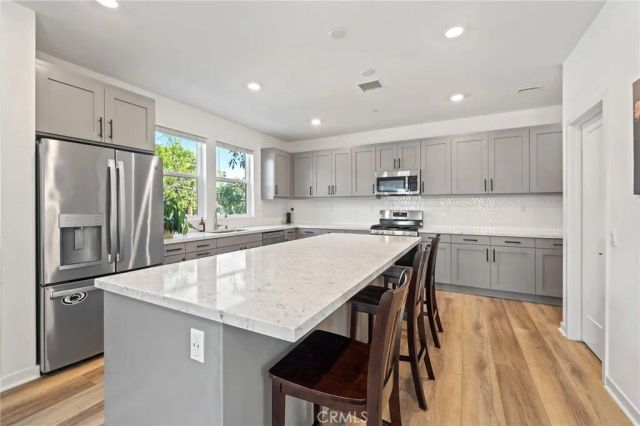 719 S Grable, Orange, CA 92868