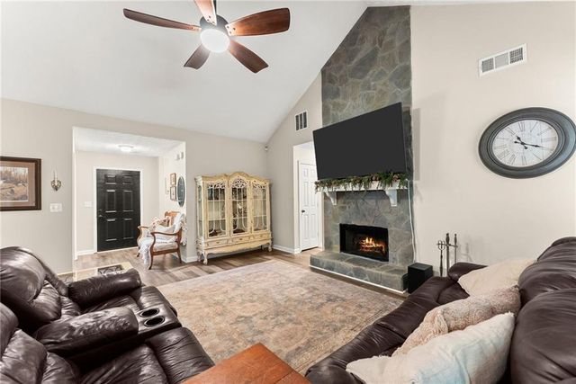 4444 Bos Way, Loganville, GA 30052