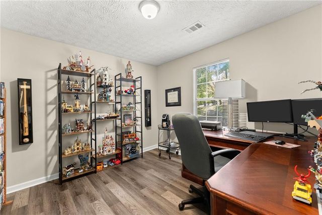 4444 Bos Way, Loganville, GA 30052